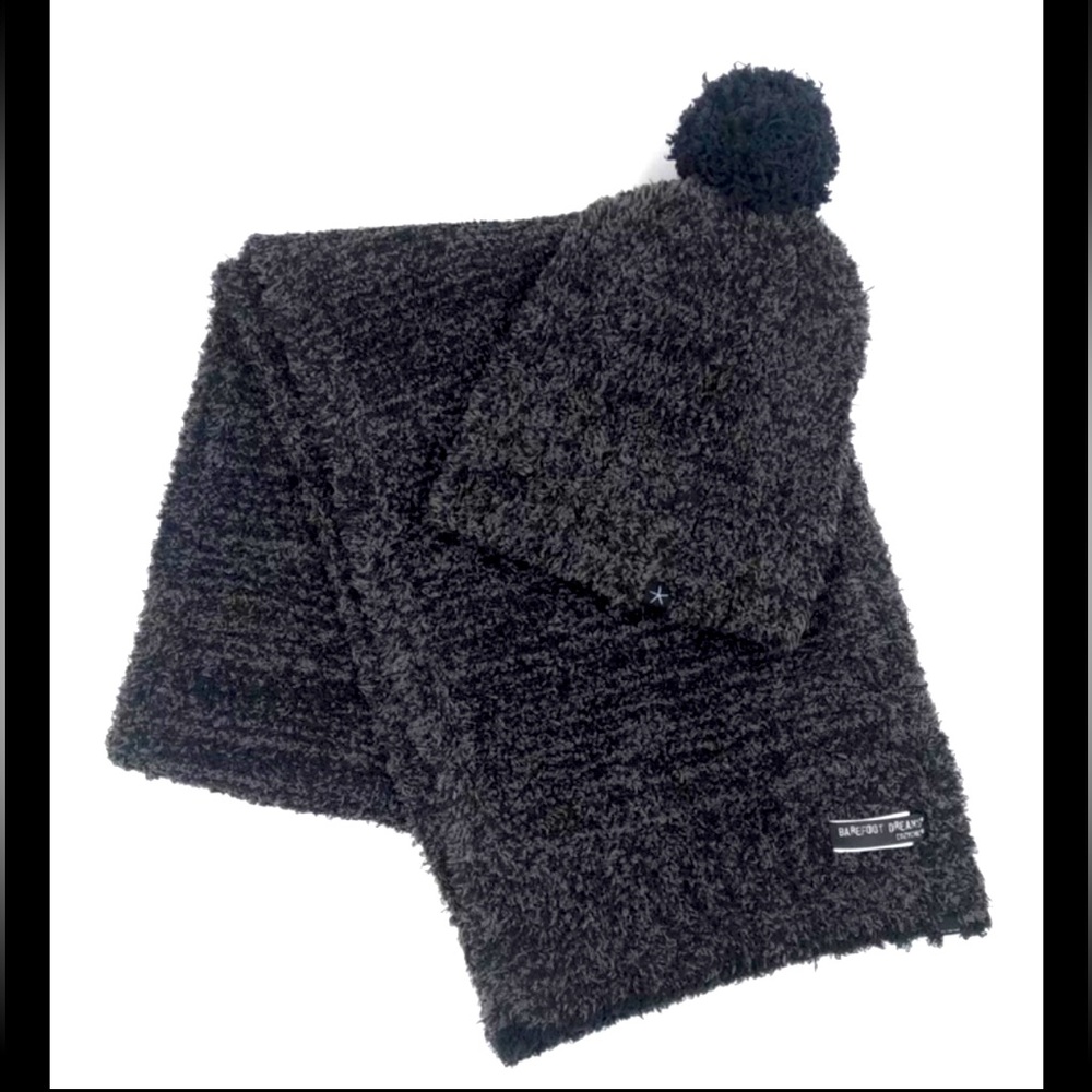 Barefoot Dreams CozyChic Pom Pom Beanie Hat & Scarf Gift Set Carbon Black NWT